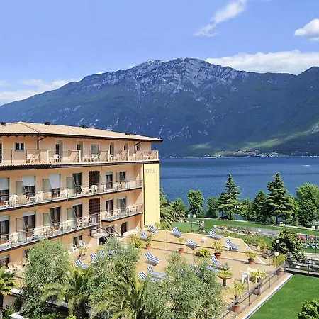 Hotel Garda Bellevue 4*