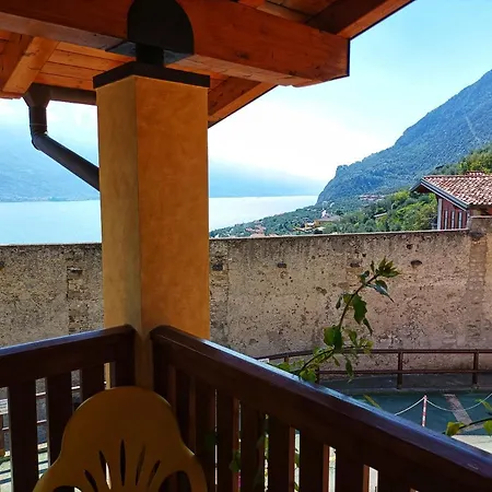 Fior Di Loto Limone sul Garda