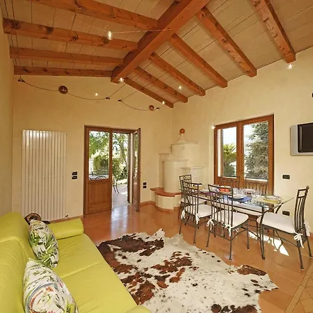 Villa Fior Di Loto Limone sul Garda