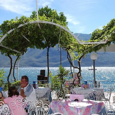 All'azzurro Hotel 4*