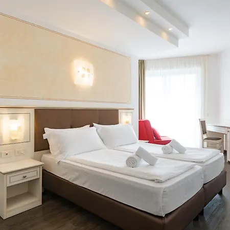 Sogno Del Benaco 4*