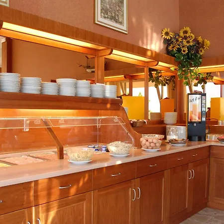 Hotel Garden 3*