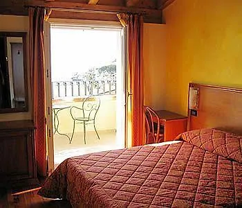 Hotel Ristorante Montebaldo Limone sul Garda