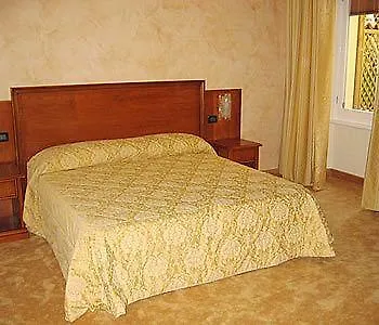 Hotel Ristorante Montebaldo Limone sul Garda