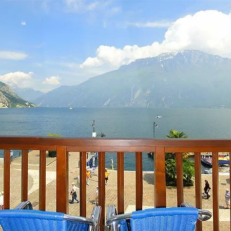 Sole - Limone 3* Limone sul Garda