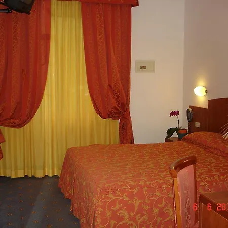 Hotel Garden 3*