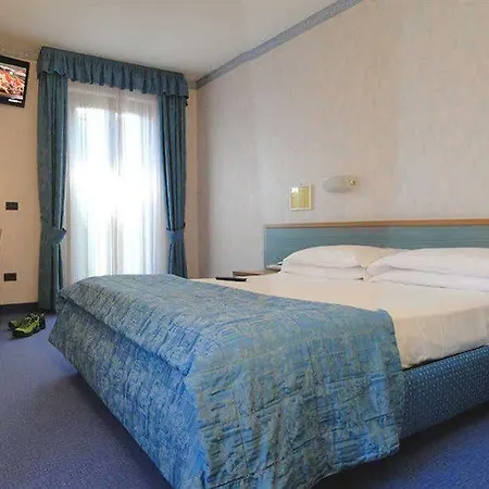 Sole - Limone Hotel 3*