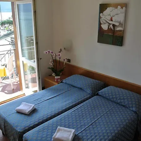 Hotel Castell - Montagnoli Group