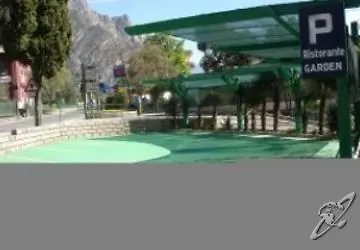 Garden Hotel
