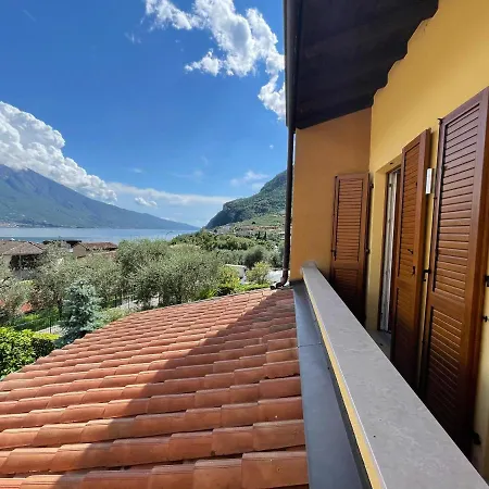 Am Gardasee Blick Acomodação com café da manhã  *
