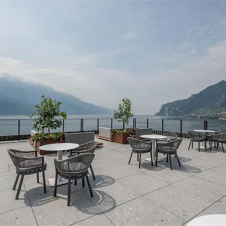 Hotel Eala My Lakeside Dream - Adults Friendly