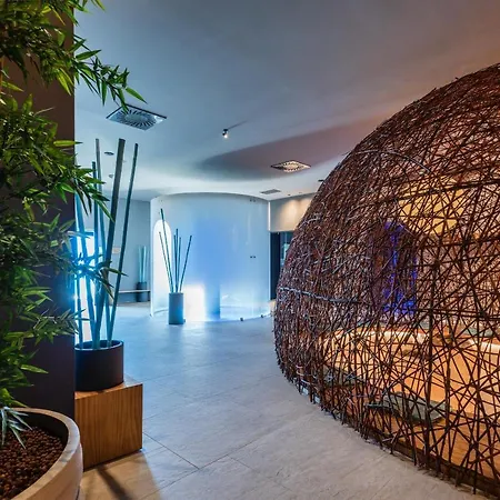 Eala My Lakeside Dream - Adults Friendly Hotel