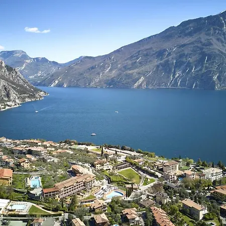 Hotel Royal Village 4*
