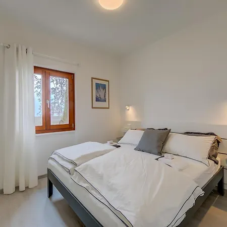 Holiday home Relais Nanzello Garda Living 1 And 2 *