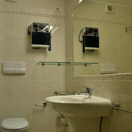 Aparthotel San Luigi Limone sul Garda