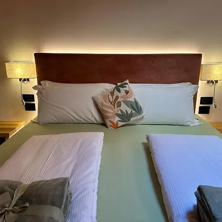 Al Castello Dei Limoni Aparthotel *