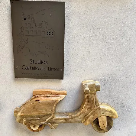 Al Castello Dei Limoni Aparthotel Limone sul Garda