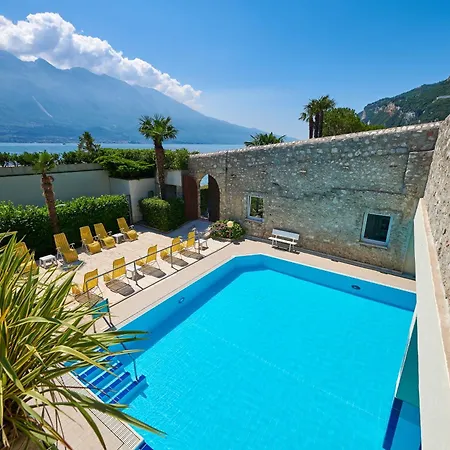 San Luigi Aparthotel