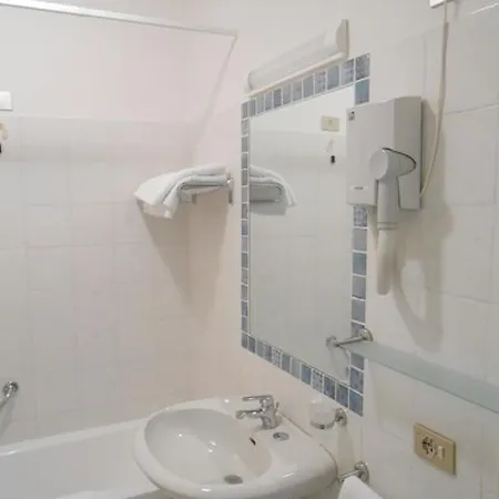 San Luigi Aparthotel Limone sul Garda