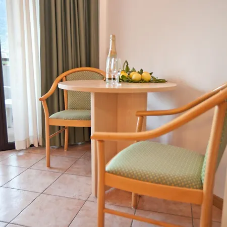 San Luigi Aparthotel Limone sul Garda