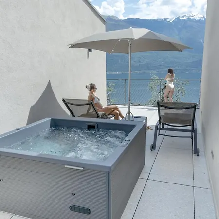 Llac Living Nature Limone sul Garda