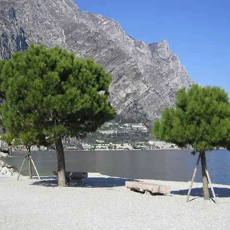 Lori Limone sul Garda