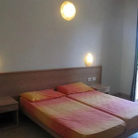 Hotel Apto. Oasi Limone sul Garda