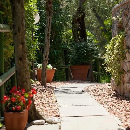 La Gardenia & Oleandra Hotel 4*