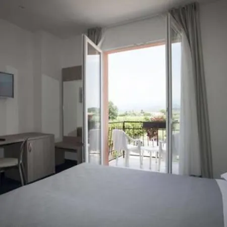 Hotel Royal Village Limone sul Garda