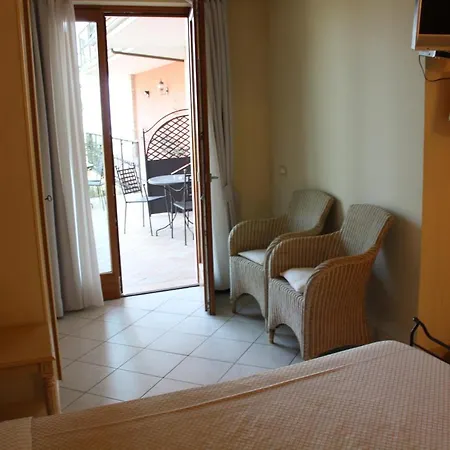 Elite Guest house 3*