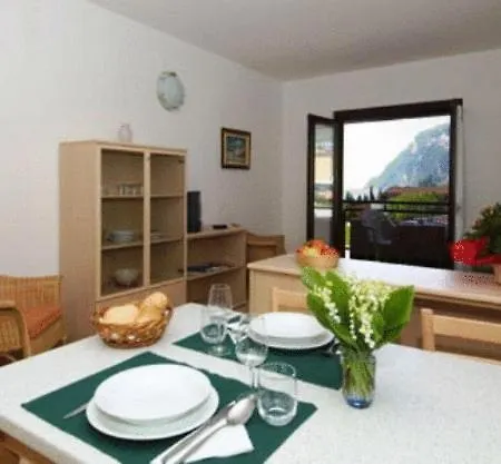 San Luigi Aparthotel Limone sul Garda