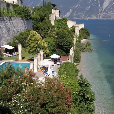 Romantica Hotel Limone sul Garda