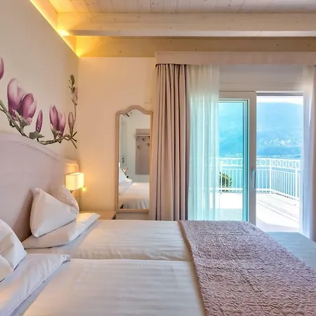 Riviera 3*